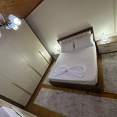 Top Guest House Semesterbostad Shkodër